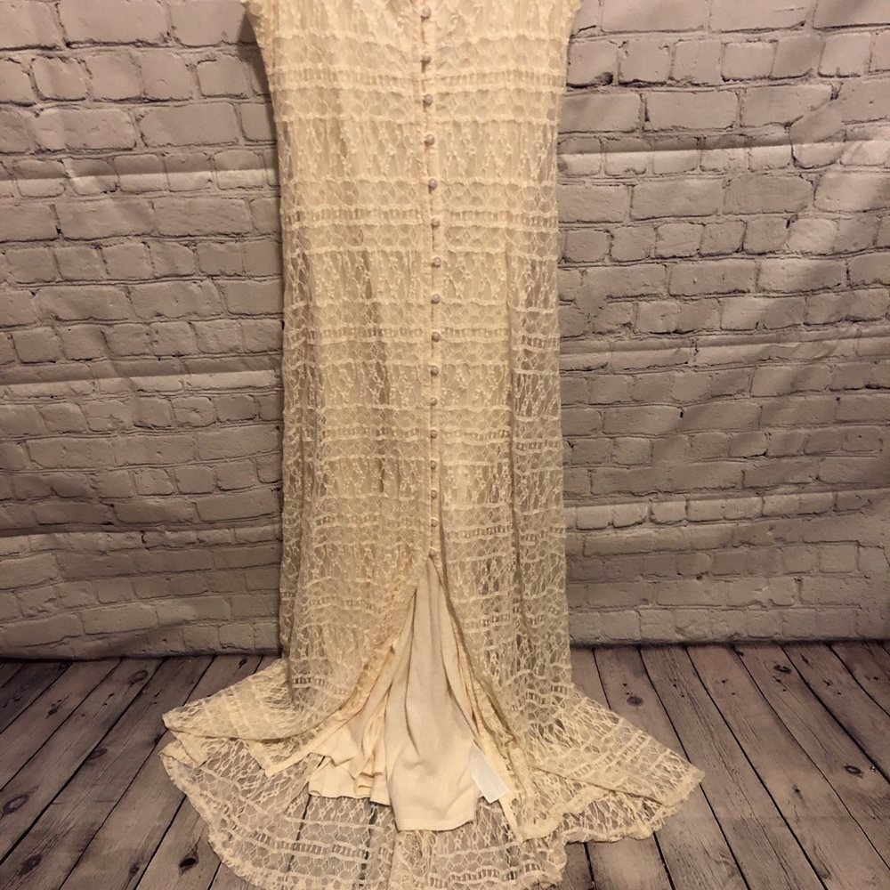 Cream Lace Button-Front Women's Dress